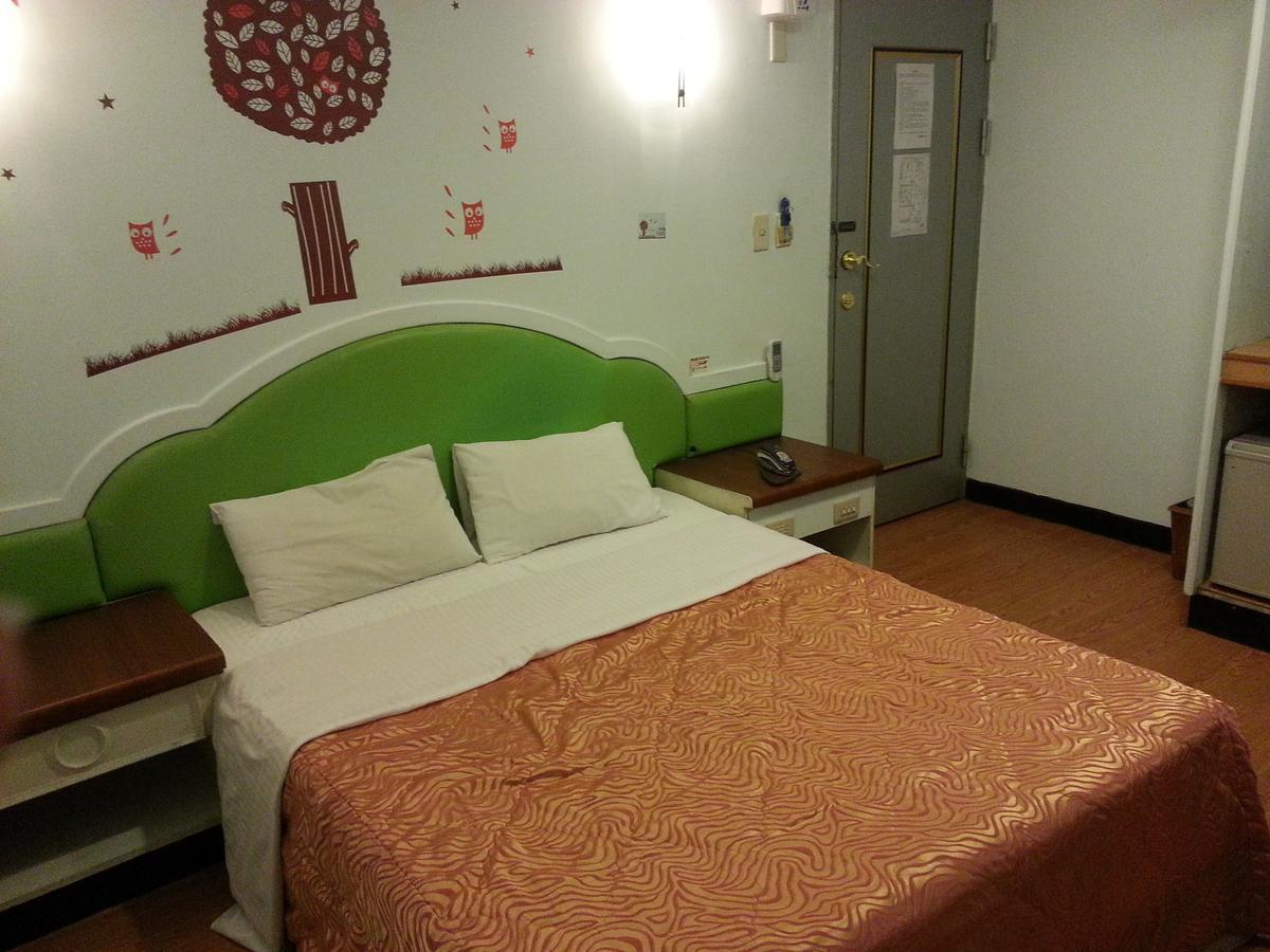 Rido Hotel Taichung Bagian luar foto