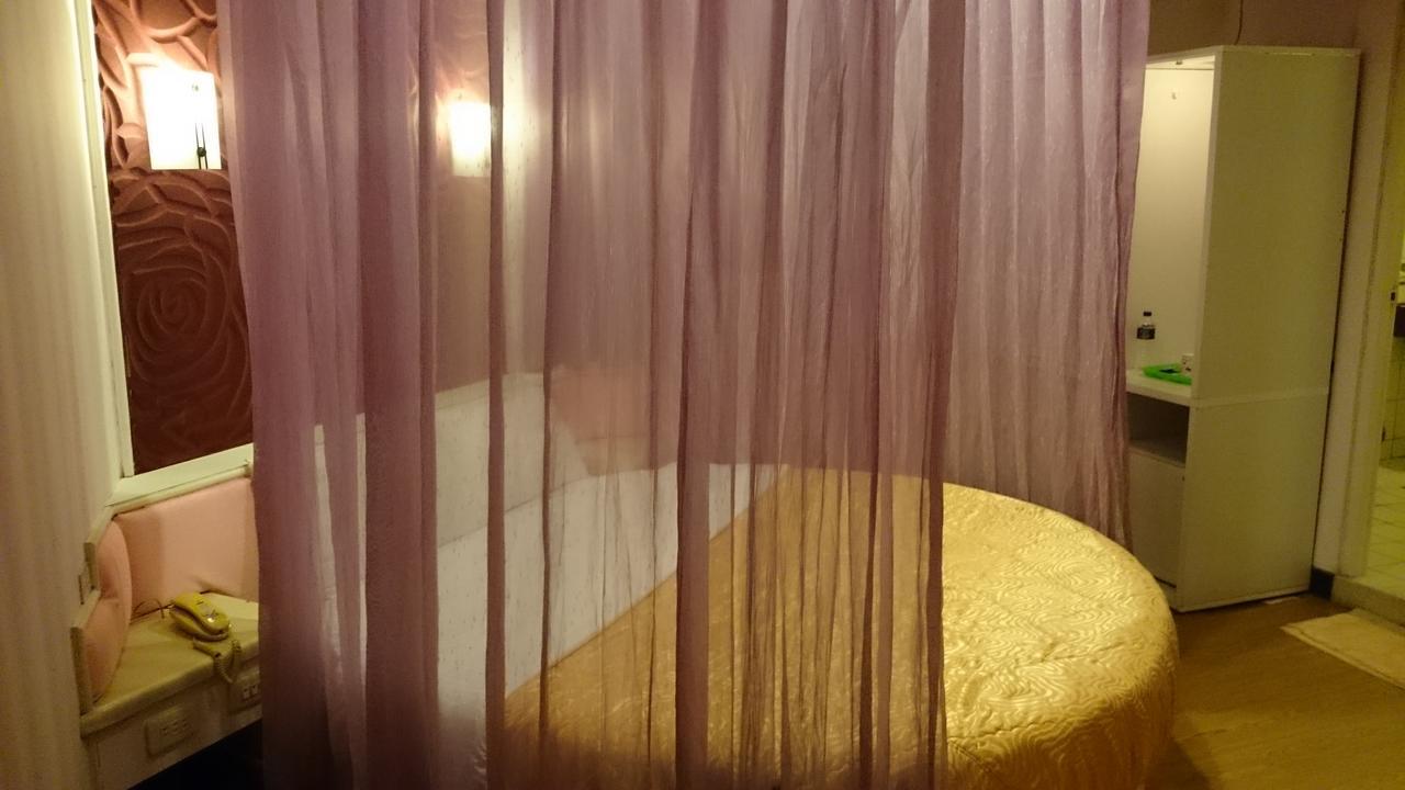 Rido Hotel Taichung Bagian luar foto